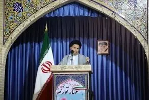 انتقاد تند یک امام جمعه از داوری زنان در مسابقات فوتبال!