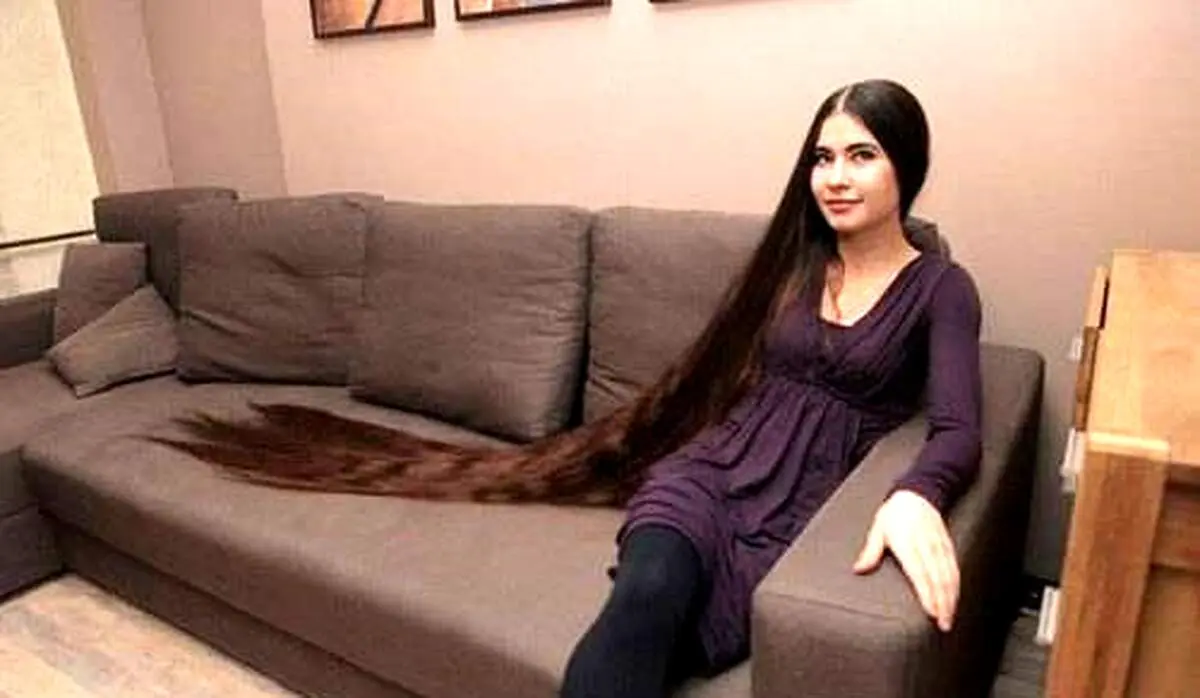 دختری با موهای بلند چند متری! +عکس