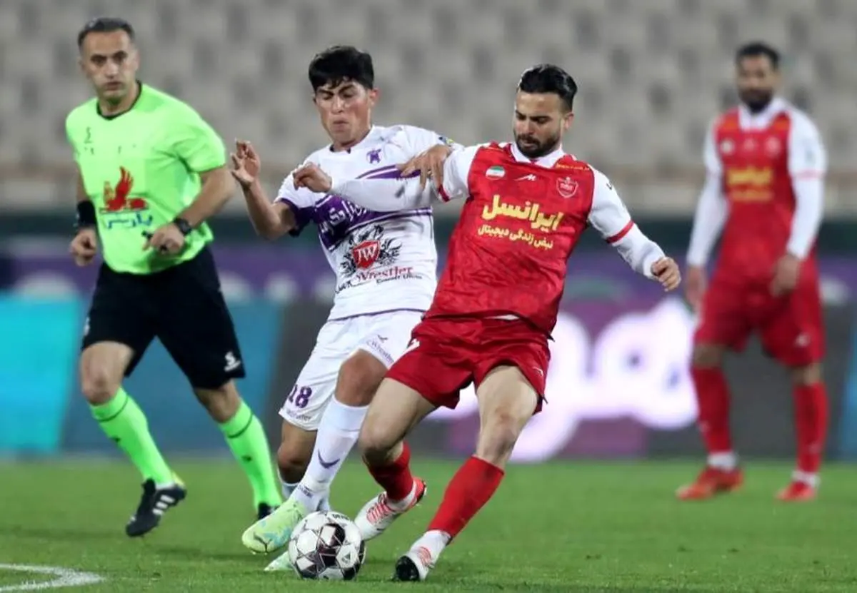هوادار صفر - ۲ پرسپولیس/پرسپولیس به صدر رفت!