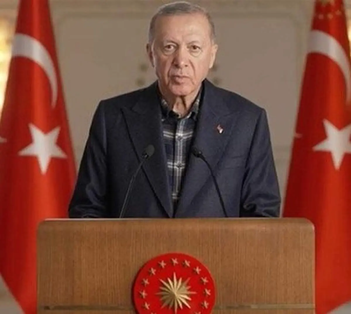 حال اردوغان وسط برنامه خراب شد