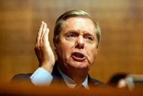 سناتور جنگ‌طلب آمریکایی که حامی حمله به ایران است، عازم اراضی اشغالی می‌شود