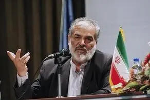 کارشناس: اگر غرب می‌ترسد که ایران بمب هسته‌ای تولید کند بگذارید بترسد
