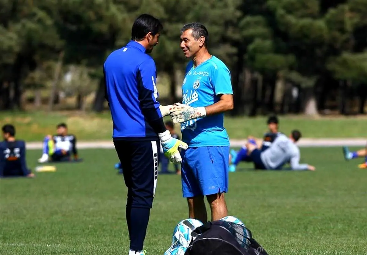 مربی استقلال عزادار شد