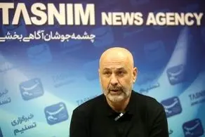 واکنش منفی به حضور فیروز کریمی در استقلال؛ مذاکره مدیران باشگاه با بوژوویچ