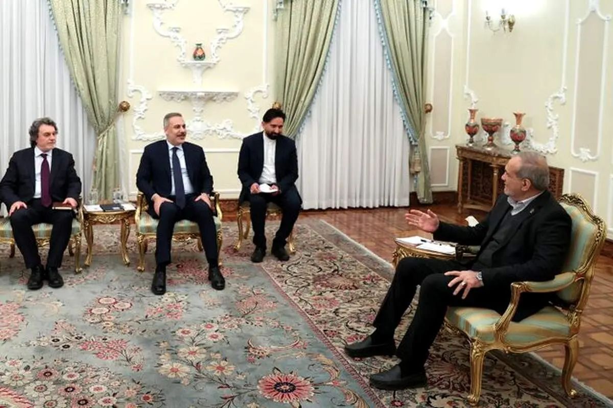 پزشکیان: انتظار می‌رود کشورهای اسلامی شرایط را برای یکدیگر تسهیل و از پیچیده‌تر کردن مسائل پرهیز کنند