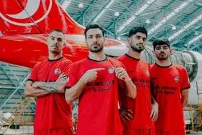 فخر‌فروشی ترابی و اسماعیلی‌فر به پرسپولیس با لباس جدید تراکتور !
