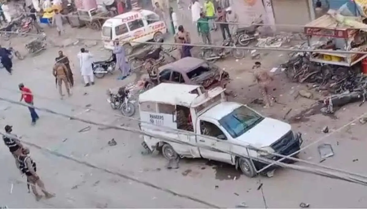 انفجار بمب ۱ کشته و ۱۰ زخمی برجای گذاشت