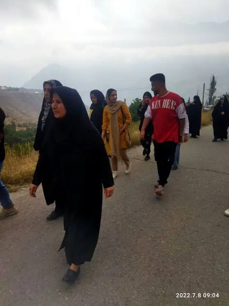 پیاده روی صبجگاهی در روستای گرنا