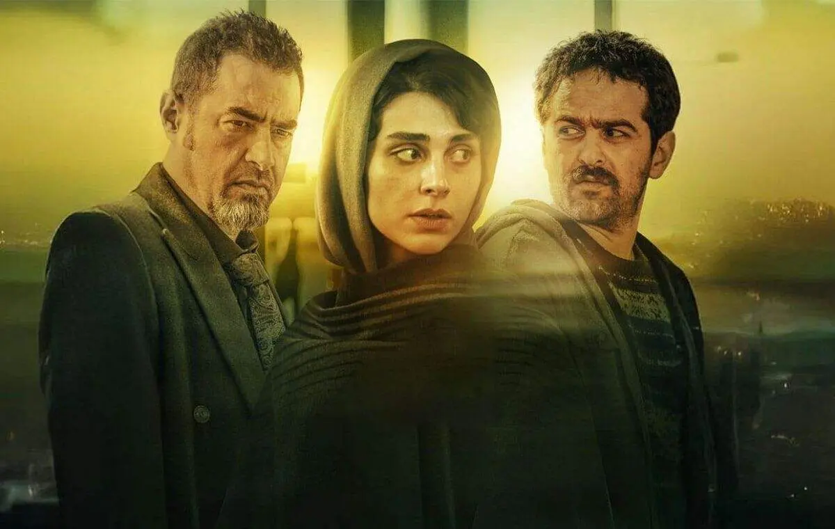 تصویری جذاب از پشت صحنه سریال «آبان» با حضور دشمنان!/ ببینید