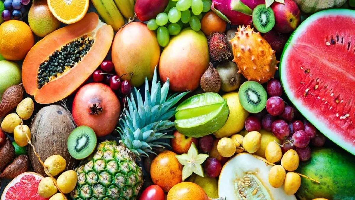 این مواد غذایی به سم زدایی و شادابی بدن کمک میکند
