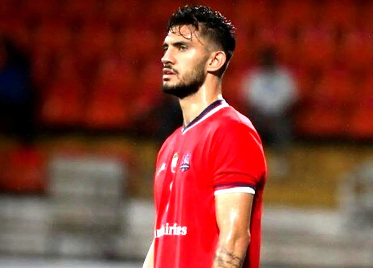 مهاجم مورد نظر پرسپولیس تیمش را انتخاب کرد و رفت !