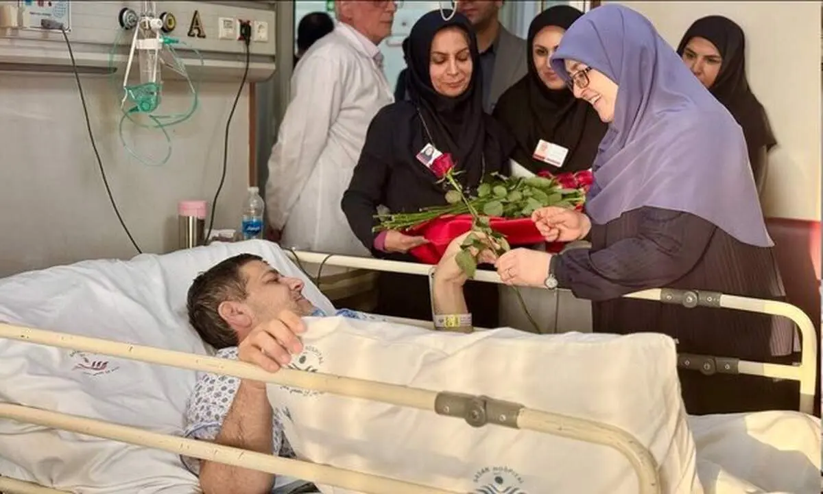 سخنگوی دولت از جانبازان دفاع مقدس عیادت کرد 