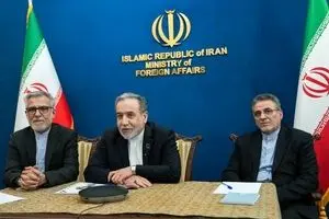 نشست وبیناری عراقچی با سفرا و رؤسای نمایندگی‌های ایران در قاره آسیا 