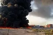 آتش در بندرعباس به کانتینرها رسید/ جزئیات
