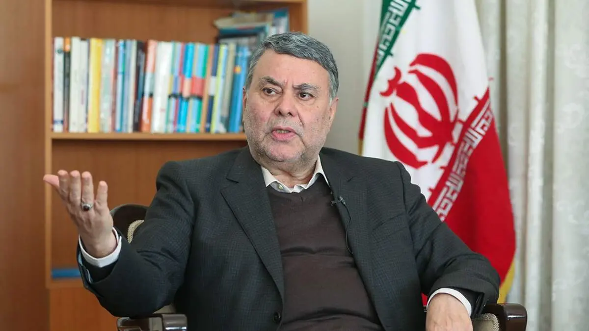 محمد صدر:  ایده‌های ضد اسلام توسط برخی افراد تندرو که عقل کامل ندارند به نظام تحمیل می‌شود!