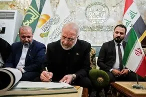 دست نوشته قالیباف در دفتر یادبود عتبه حسینی در کربلا 