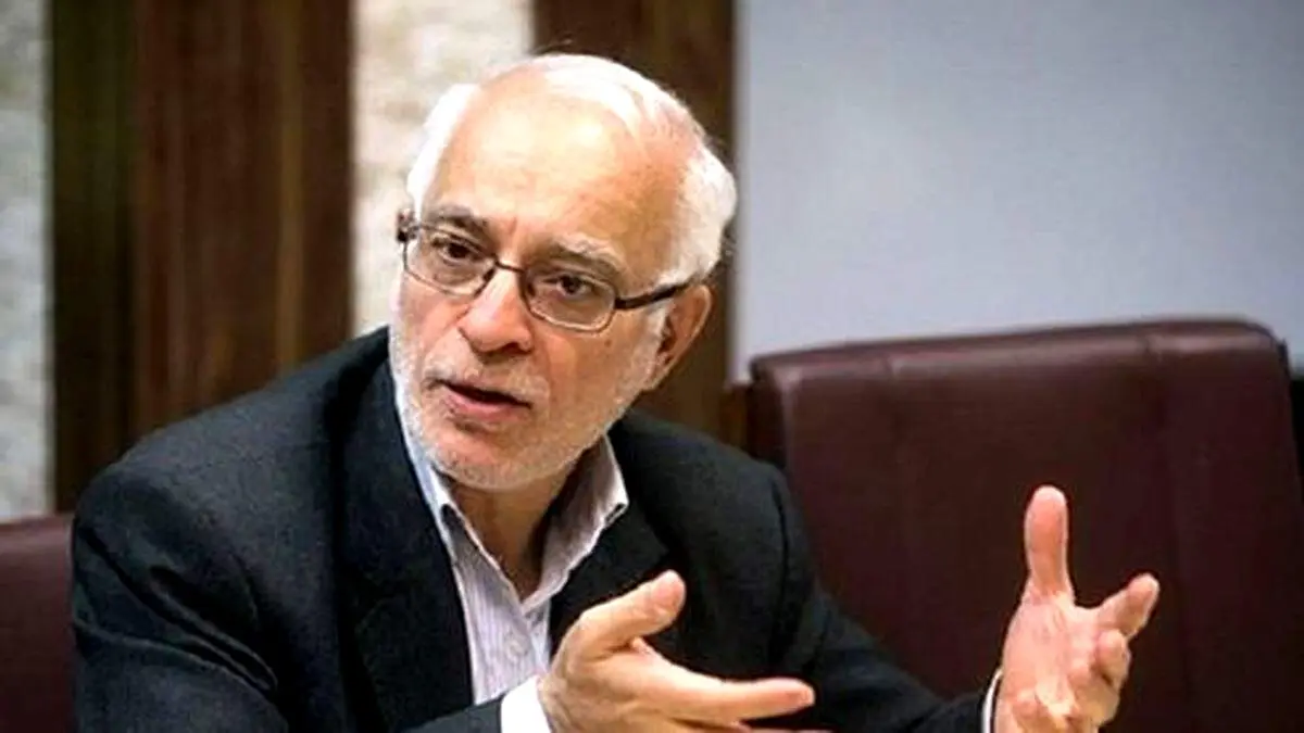 یک کارشناس در صداوسیما: بدون مذاکره با آمریکا نمی‌توانید مشکلات را حل کنید