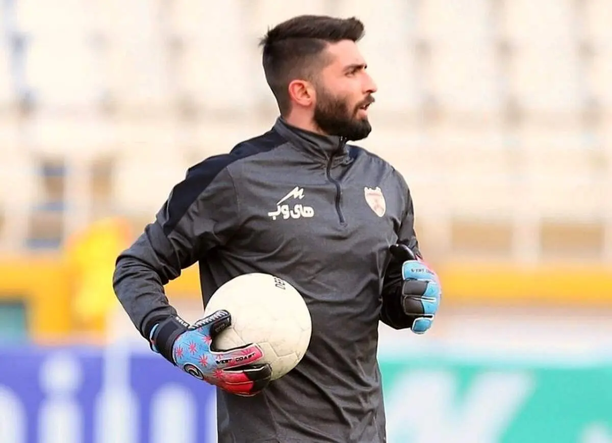 بازیکن استقلال زودتر از موعد از تیم خداحافظی کرد
