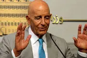 توهین به خبرنگاران: مثل حیوان رفتار نکنید! + ببینید 