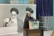 ابتکار رای خود را به صندوق انداخت