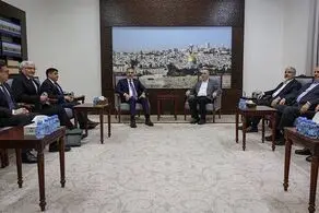 دیدار هیئت حماس با وزیر خارجه ترکیه در دوحه 