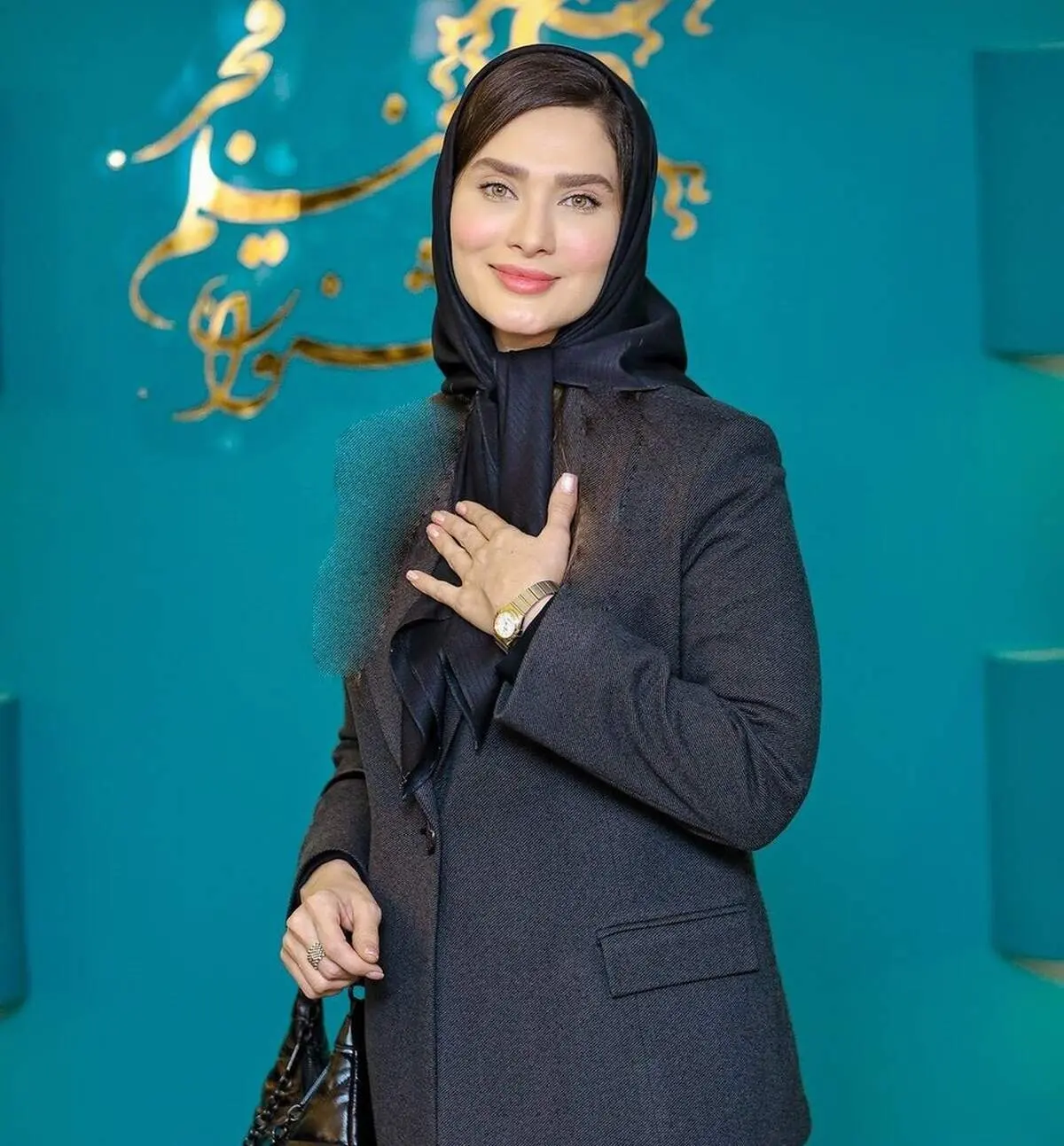 مریلا زارعی ، فریبا نادری، هدی زین‌العابدین و غزل شاکری با استایل مشکی شیک/ ببینید