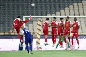 شانس 50 درصدی پرسپولیس و استقلال برای قهرمانی /پرسپولیس ضعف دارد