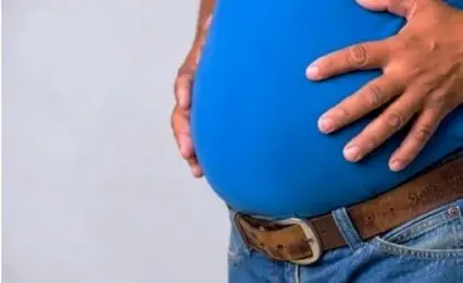 خطراتی که داشتن شکم بزرگ برای شما ایجاد می کند