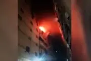 فداکاری پدر و مادر برای نجات فرزندان خود از آتش سوزی مهیب