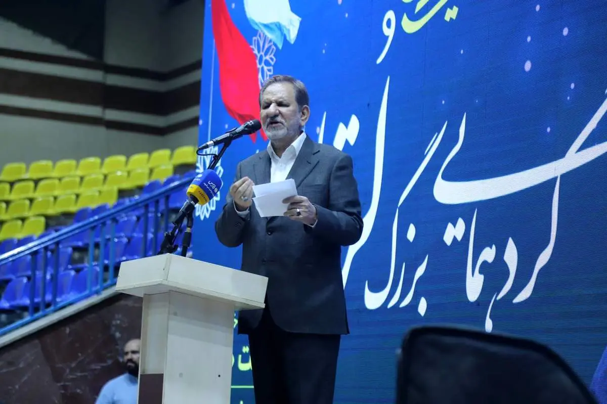 دولت آقای پزشکیان دولت سوم روحانی نیست بلکه دولت اول آقای پزشکیان است/ کسانی که می‌گویند ما دشمن مرحوم رئیسی بودیم متن مکتوب جلسات ما را بخوانند