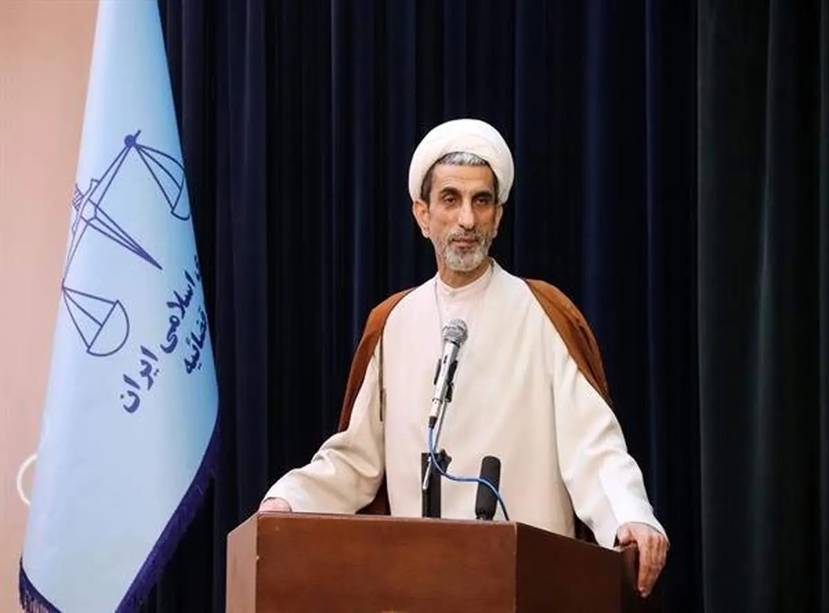 امیر نصر آزادانی عضو یک گروه مسلحانه است؟/ حکم اعدام صحت دارد؟