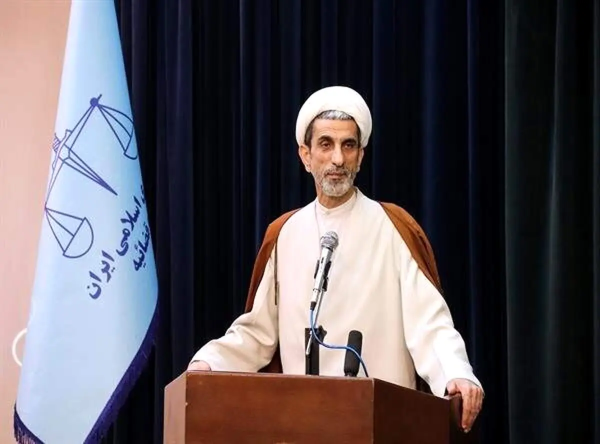 امیر نصر آزادانی عضو یک گروه مسلحانه است؟/ حکم اعدام صحت دارد؟