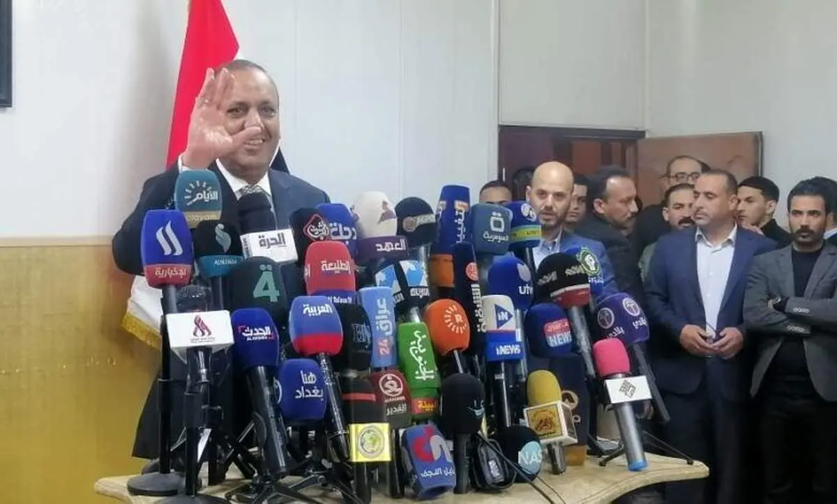 چرا مقامات نجف استعفا دادند؟
