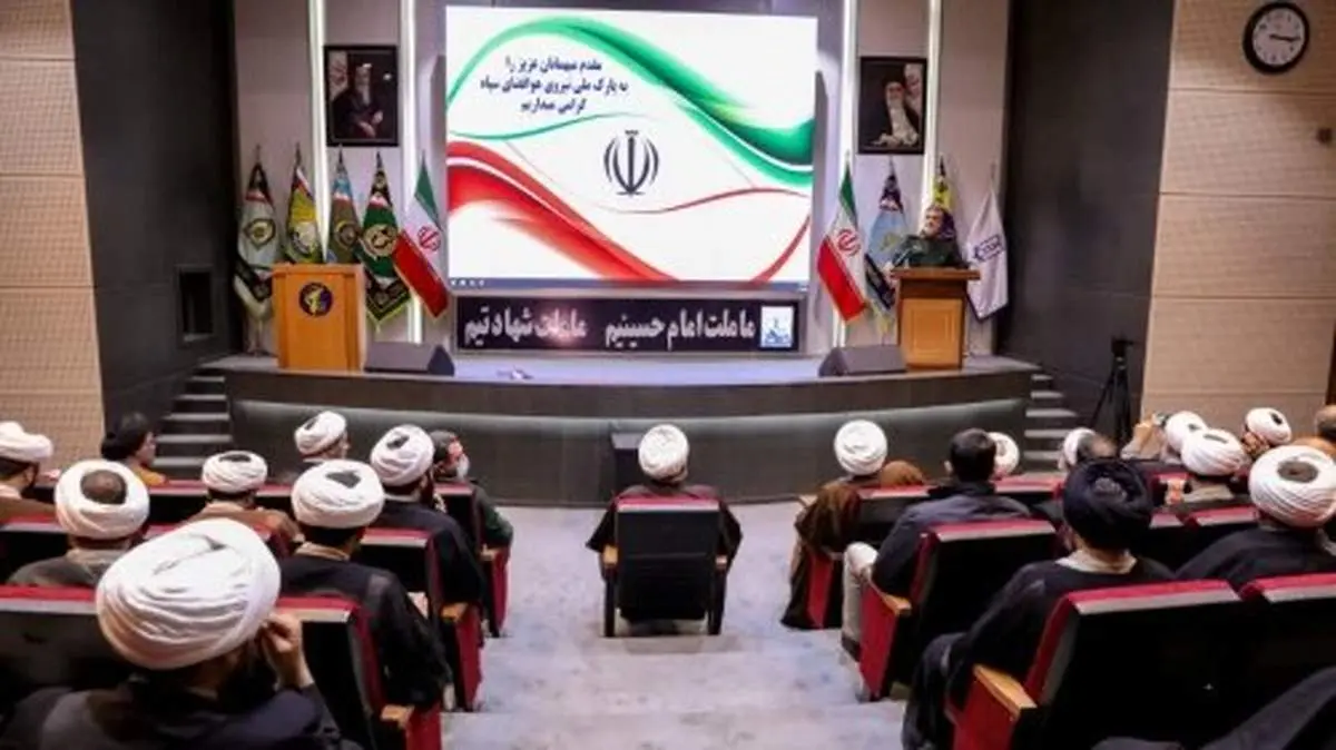 سردار حاجی زاده: اولین ماهواره با ماهوارهبر قائم ۱۰۰ در مدار قرار میگیرد