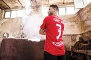 ژست شجاع خلیل‌زاده در هواپیما با ساعت ٣ میلیارد تومانی