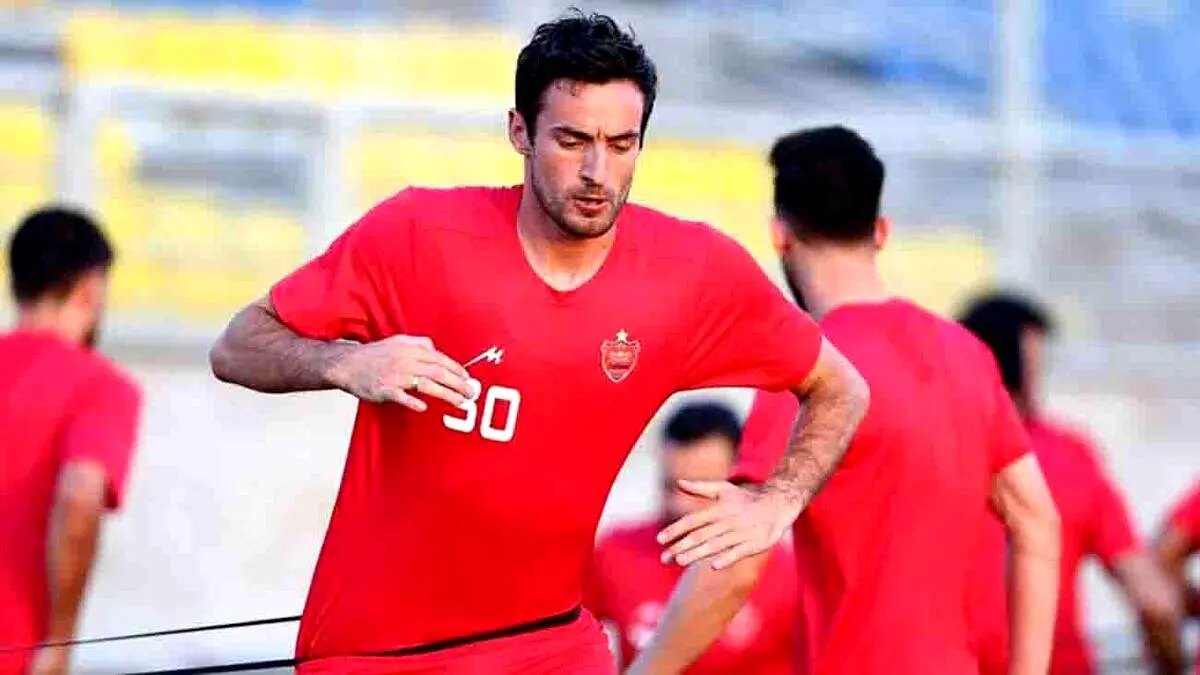 حضور همسر و فرزند بازیکن پرسپولیس در تمرین جنجالی شد +عکس