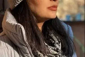 مدلینگ لیندا کیانی با پیراهن مجلسی و مزونی/ عکس