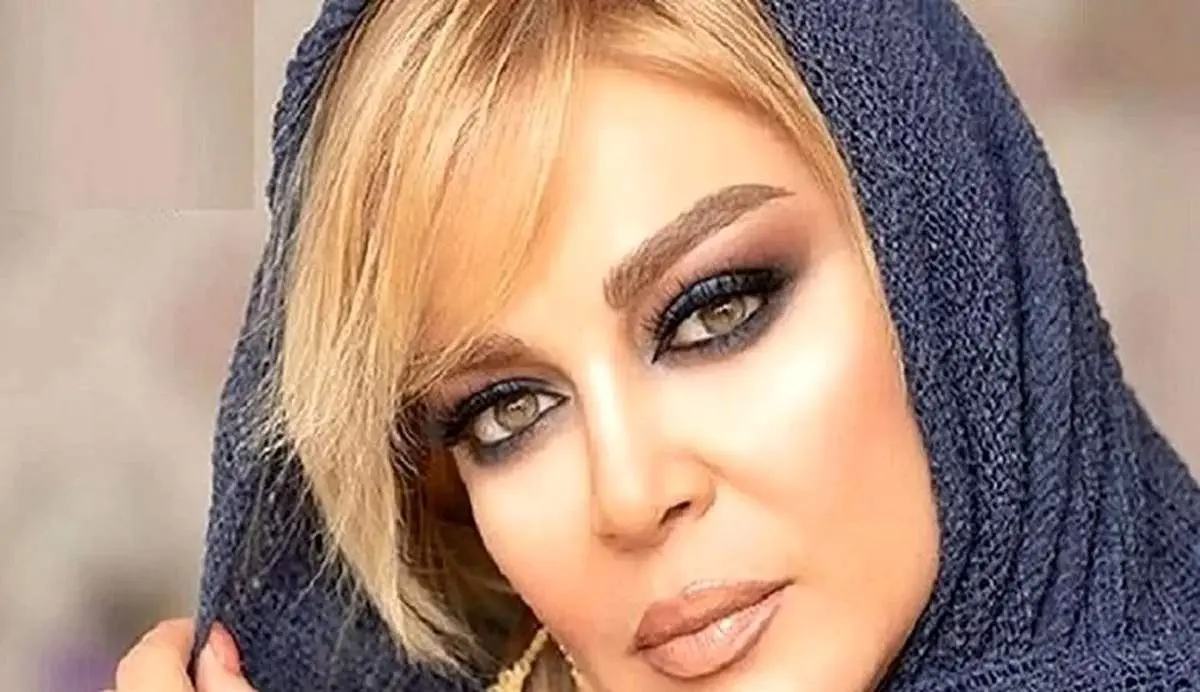تبلیغ خانم بازیگر جنجالی برای لباسهای تنگ و چسبان دور از چشم حاجی!/ بهاره رهنما چرا این لباسهای منشوری را بر تن کرد؟+ عکس
