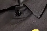 نشان و لباس خادمی آستان قدس رضوی به خانواده شهید حسین امیرعبداللهیان اعطا شد
