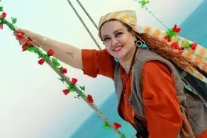 بهاره رهنما با سر و وضع عجیب بالاخره از ایران رفت!/ عکس