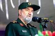 محسن رضایی: پاسخ هر شلیک و تجاوزی، رگبار موشک و پهپاد است