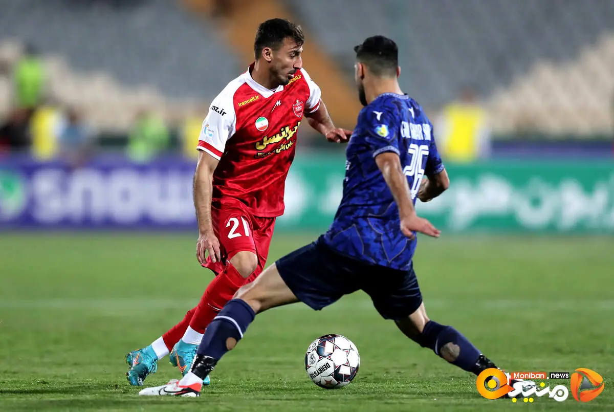 پرسپولیس صدرنشین است یا استقلال؟