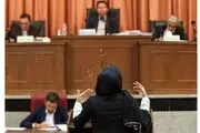 آقای داماد مچ عروس خانم را در نیمه شب گرفت!

