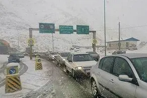 جاده چالوس سفید پوش است
