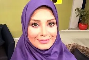 عکس| کولاک دیگری از مجری زن صداوسیما در تهران با حجابش/ خداحافظی با مانتو و پوشیدن کت و شلوار در بیرون از خانه!