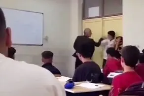 فیلم خبرساز و عجیب از  معلمی که ۳ دانش آموز را زیر چک و لگد و مشت گرفت!