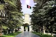 عکس لو رفته از لحظه اخراج کرزی از افغانستان+ببینید
