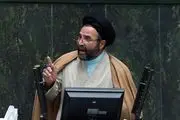 دفاع تمام قد یک نماینده از طلافروشان|  باید به دنبال قاچاقچیانی باشیم که بدون پروانه طلا وارد می‌کنند