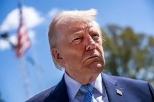 ترامپ پس از گفت‌وگوهای اسلام‌آباد: طرف‌های مذاکره ایرانی باهوش و کارآمد بودند 