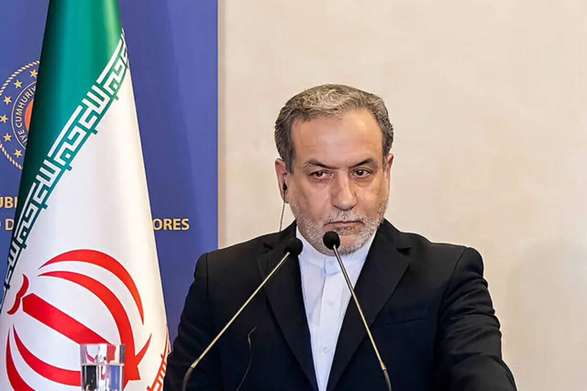 عراقچی: هرگز از موضع ضعف پای میز مذاکره نمی‌رویم   